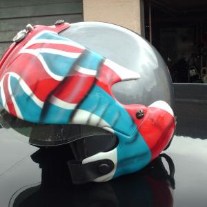 Casque de moto personnalisé - Peintre à Arras 