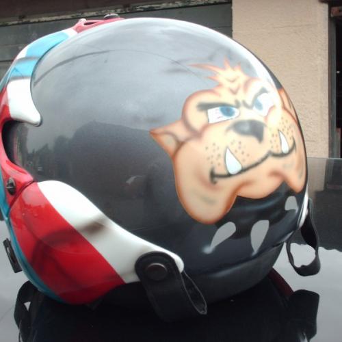 Casque de moto personnalisé - Peintre à Arras 